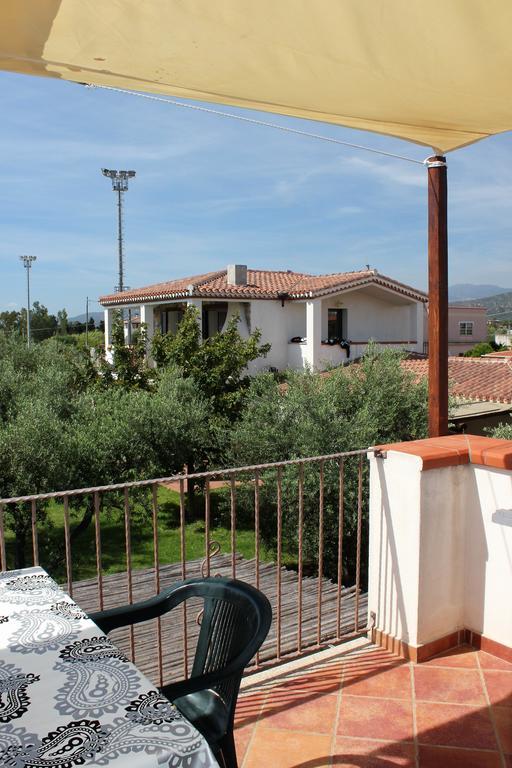 Oleandro Lotzorai Exterior foto