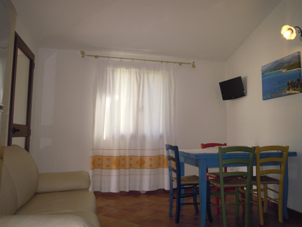 Oleandro Lotzorai Exterior foto